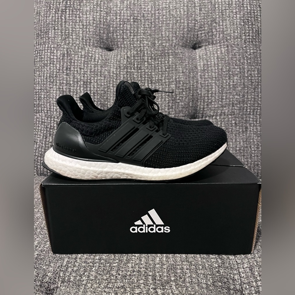 Women’s Adidas Ultraboost 4.0 DNA W